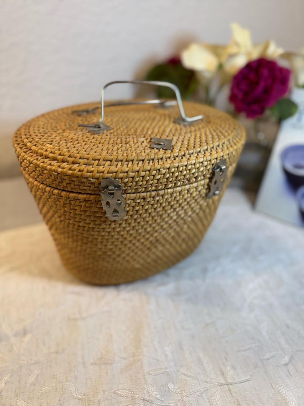 Vintage Chinese Jingdezhen Famille Jaune Dragon Travel Tea Set Wicker Basket 06 - Picture 8 of 16